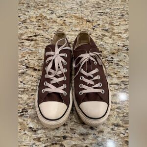 Converse All Star Chuck Taylor Low Top Women’s Size 8 Men’s Size 6, EUC